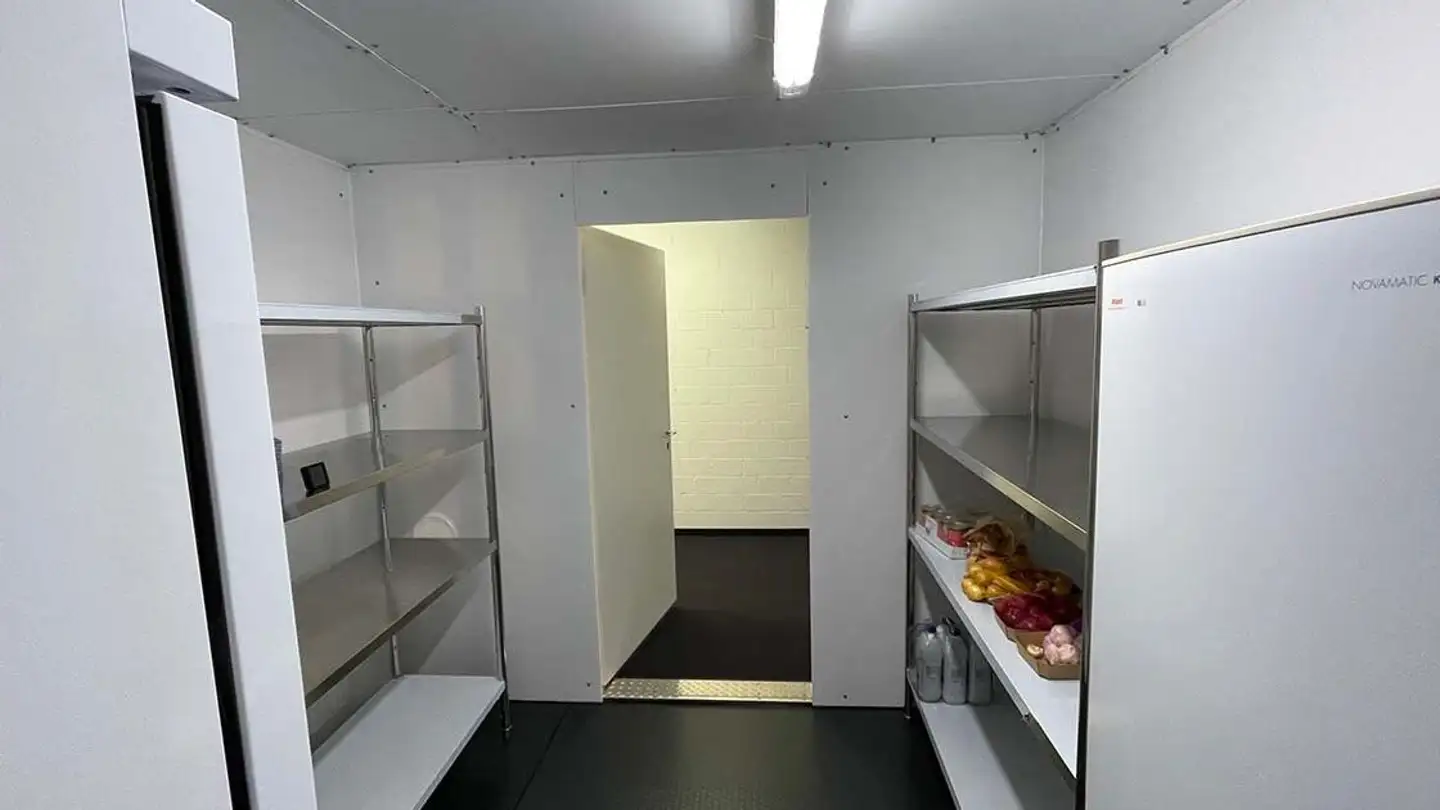 Restaurant à louer - Isenrietstrasse 1a, 8617 Mönchaltorf - Photo 4