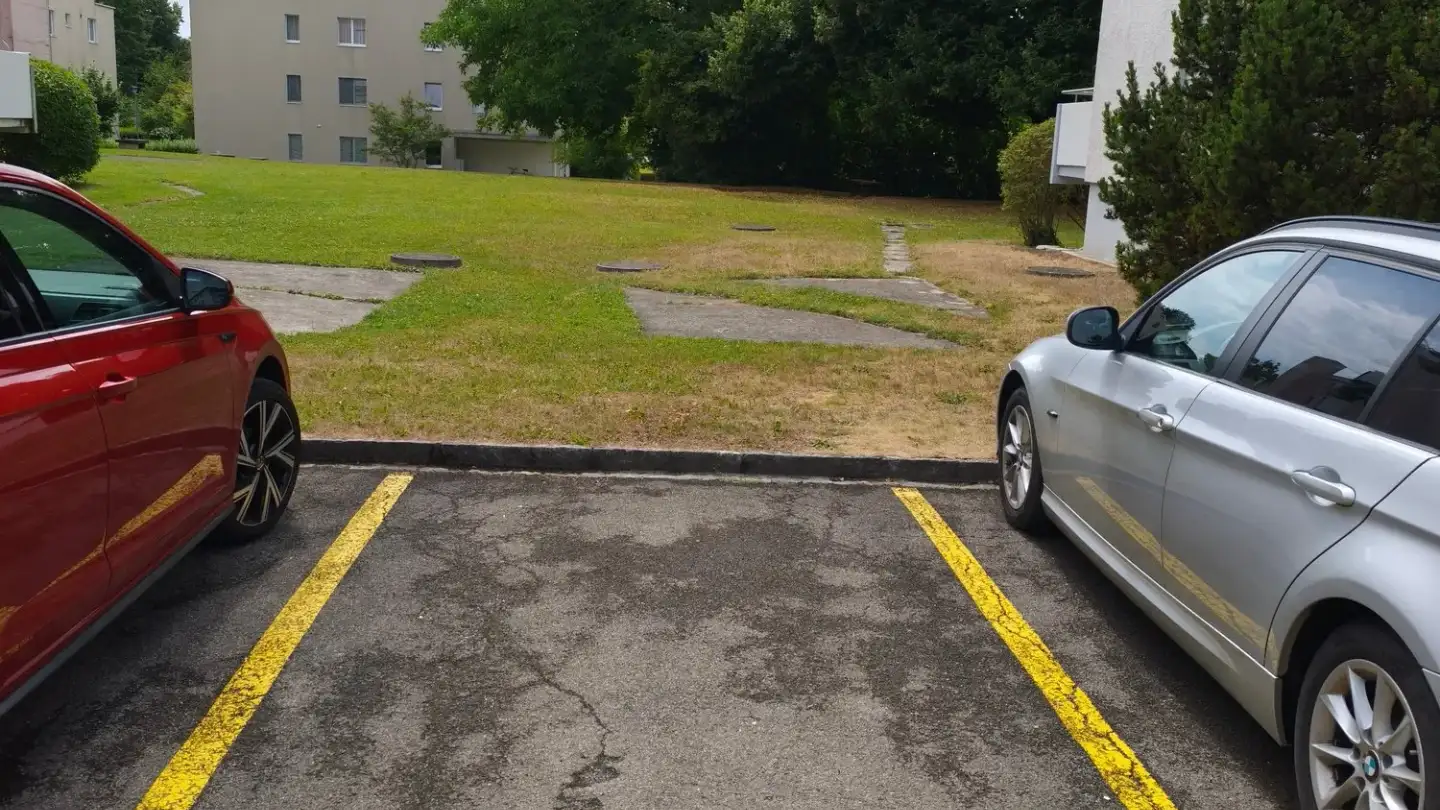Outdoor parking space for rent - Kreuzackerstrasse 8, 8623 Wetzikon ZH