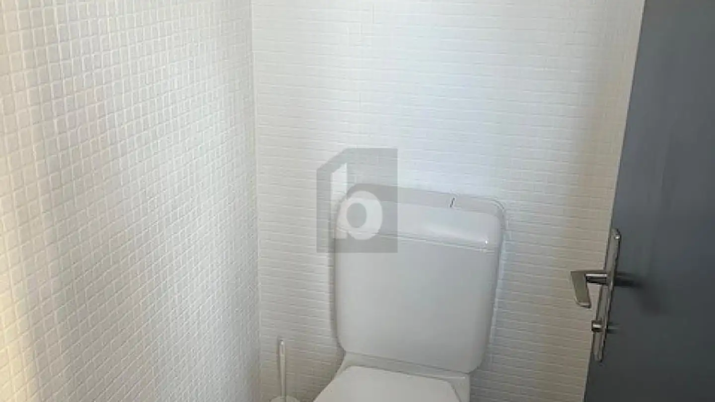 Bureau à louer - 8197 Rafz