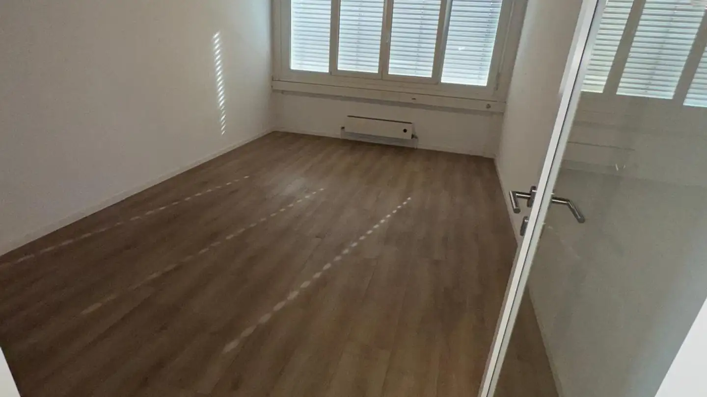 Shop for rent - Route De Préverenges 4, 1026 Denges - Photo 3