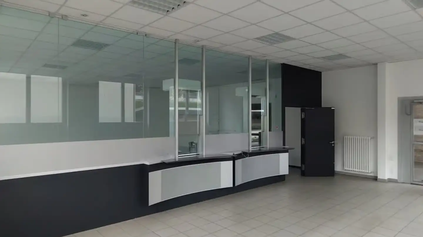 Commercial for rent - Via Francesco Antonio Giorgioli 4, 6864 Arzo