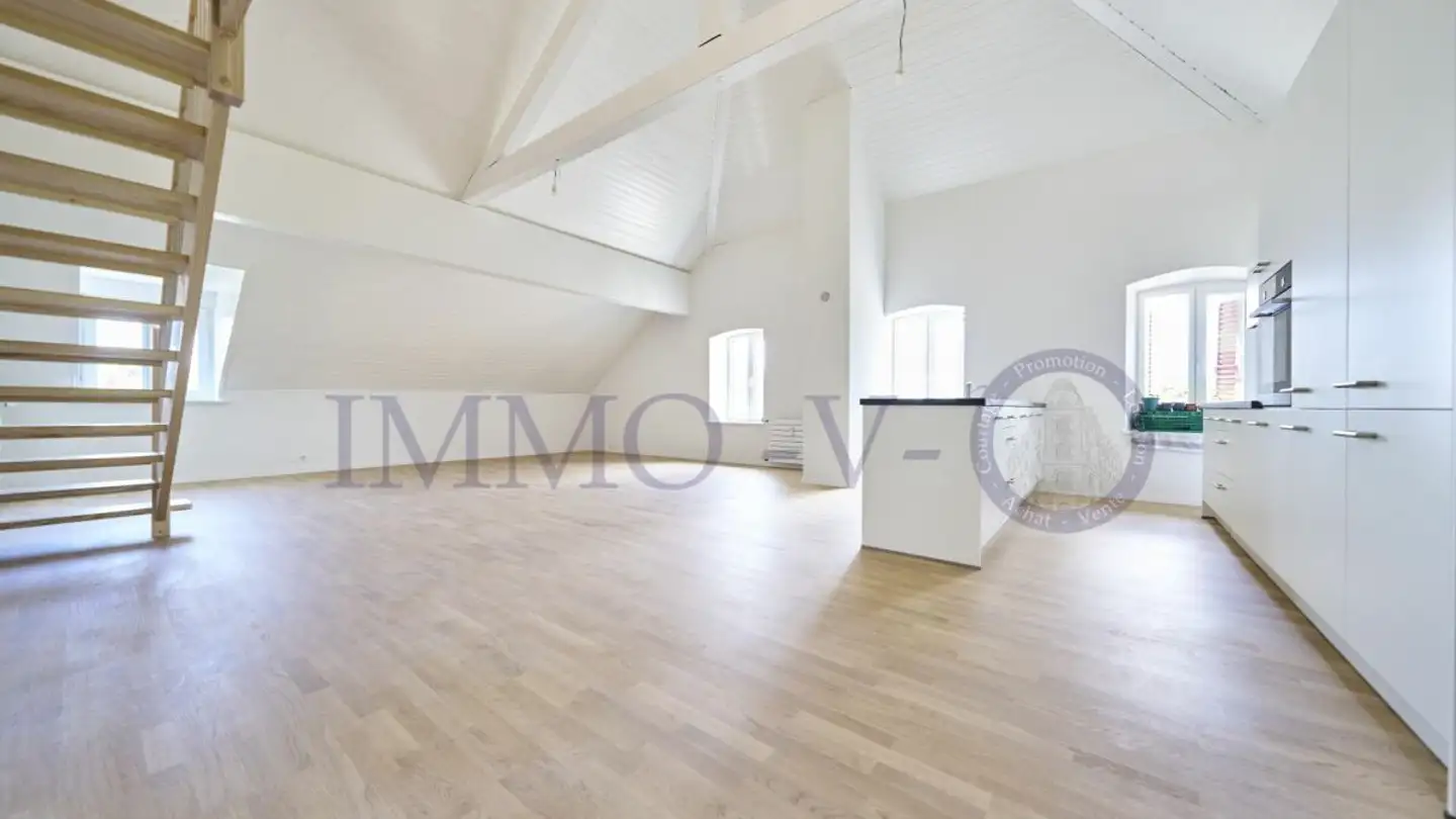 Attique à louer - 1166 Perroy - Photo 2