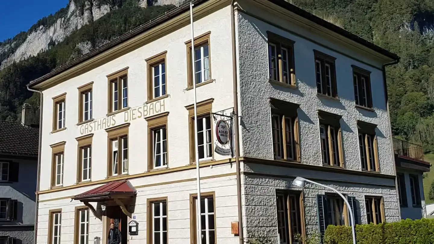 Appartement à louer - Hauptstrasse 28, 8777 Betschwanden