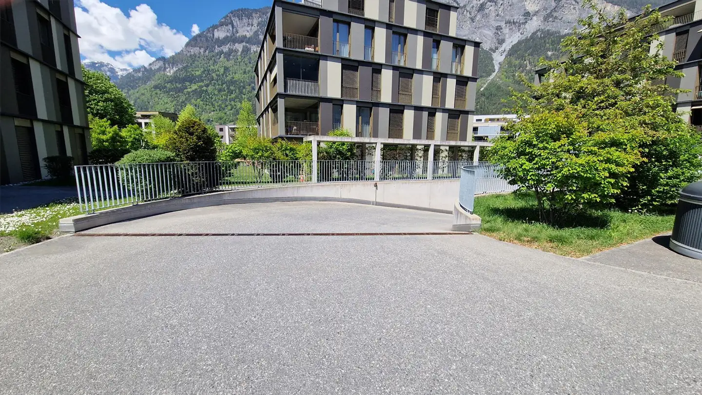 Parcheggio sotterraneo in affitto - Via Ardisla 9, 7013 Domat/Ems