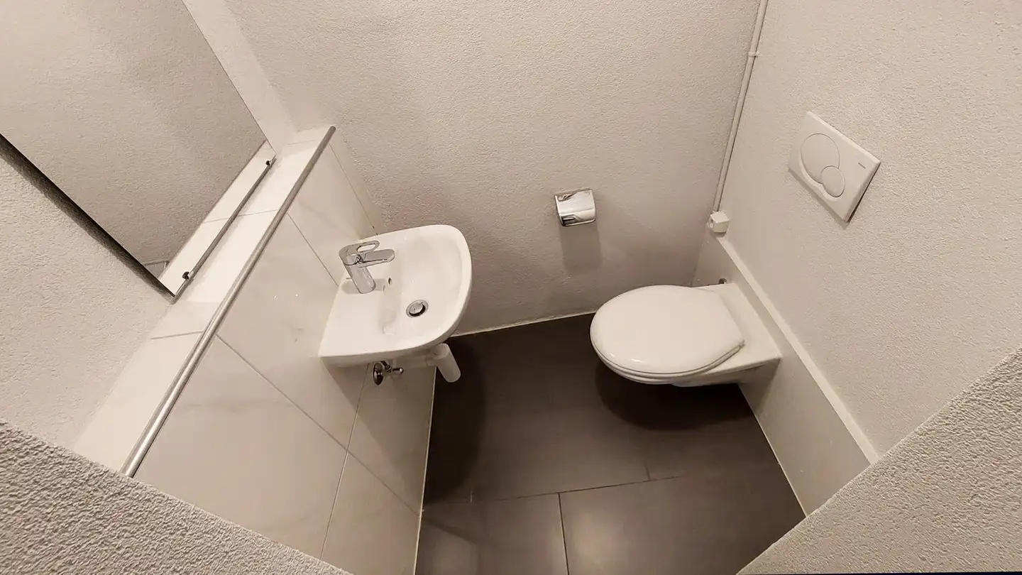 Hairdresser for rent - Poststrasse 132, 7050 Arosa - Photo 4