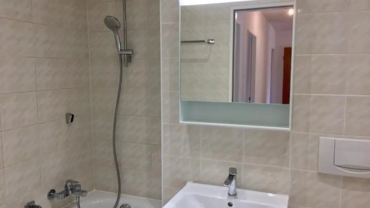 Apartment for rent - 1225 Chêne-Bourg - Photo 2