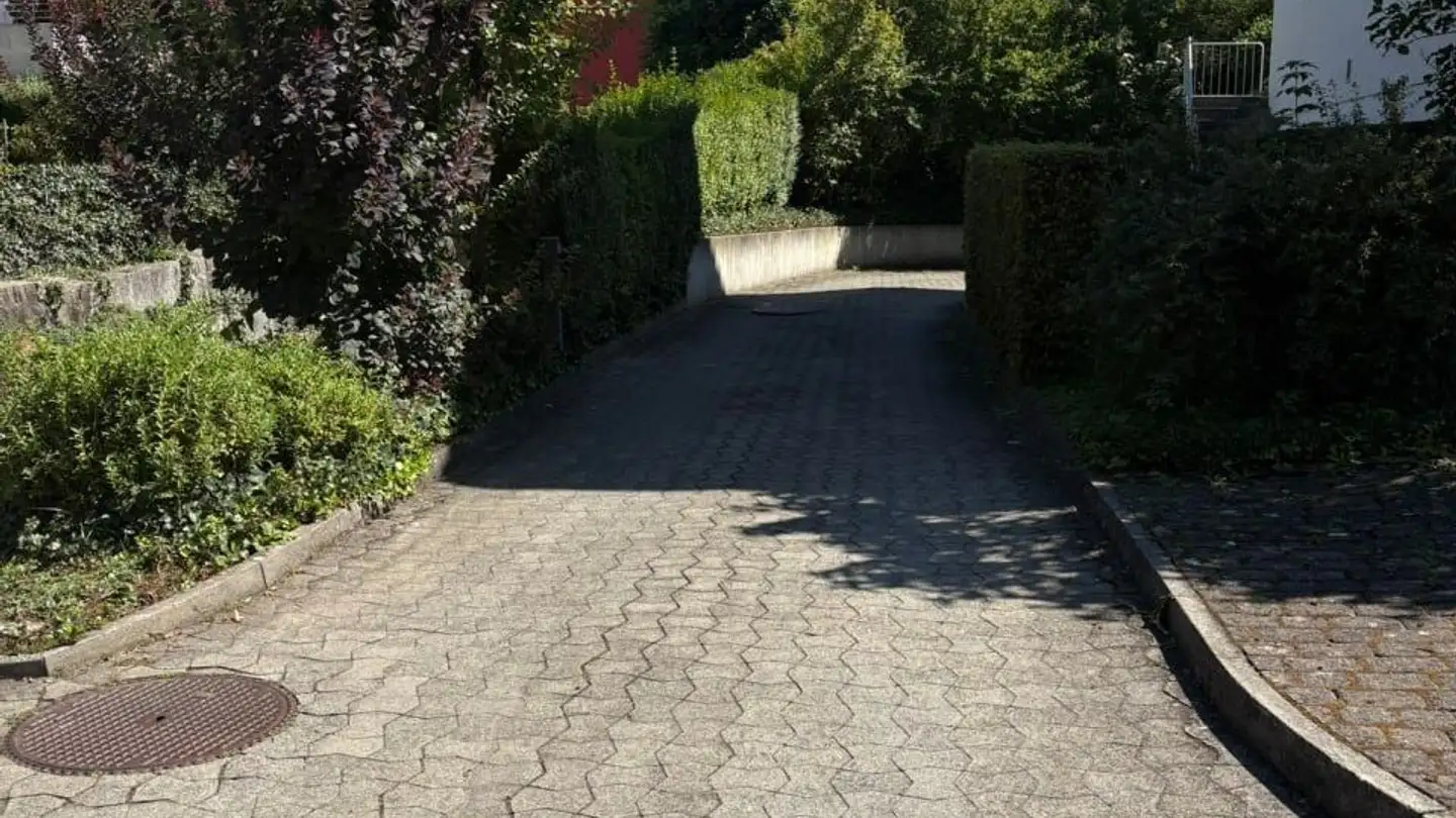 Parcheggio sotterraneo in affitto - Vogelsangstrasse 17A, 8606 Nänikon - Photo 2