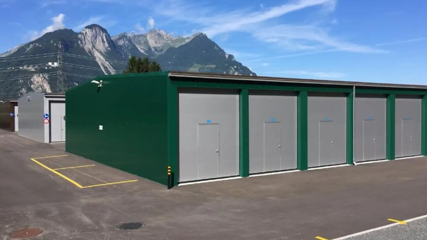 Single garage for rent - Chemin de Pré Clos 3, 1852 Roche VD