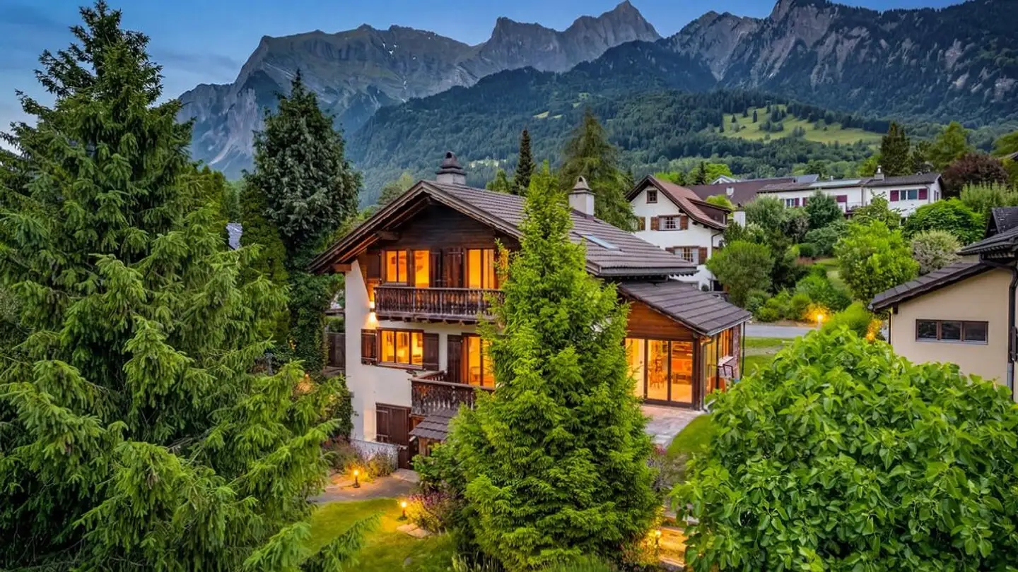 Einfamilienhaus kaufen - 7304 Maienfeld