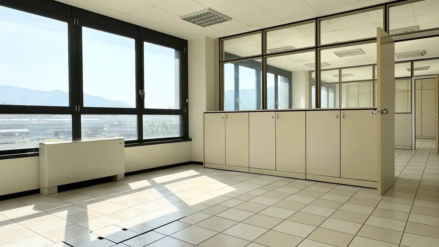 Spazio ufficio in affitto - Via Giuseppe Motta 5, 6828 Balerna - Foto 4