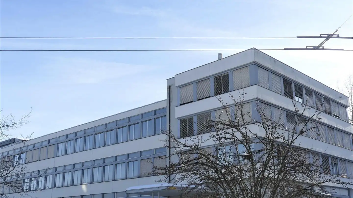 Commercial à louer - Haggenstrasse 45, 9014 St. Gallen