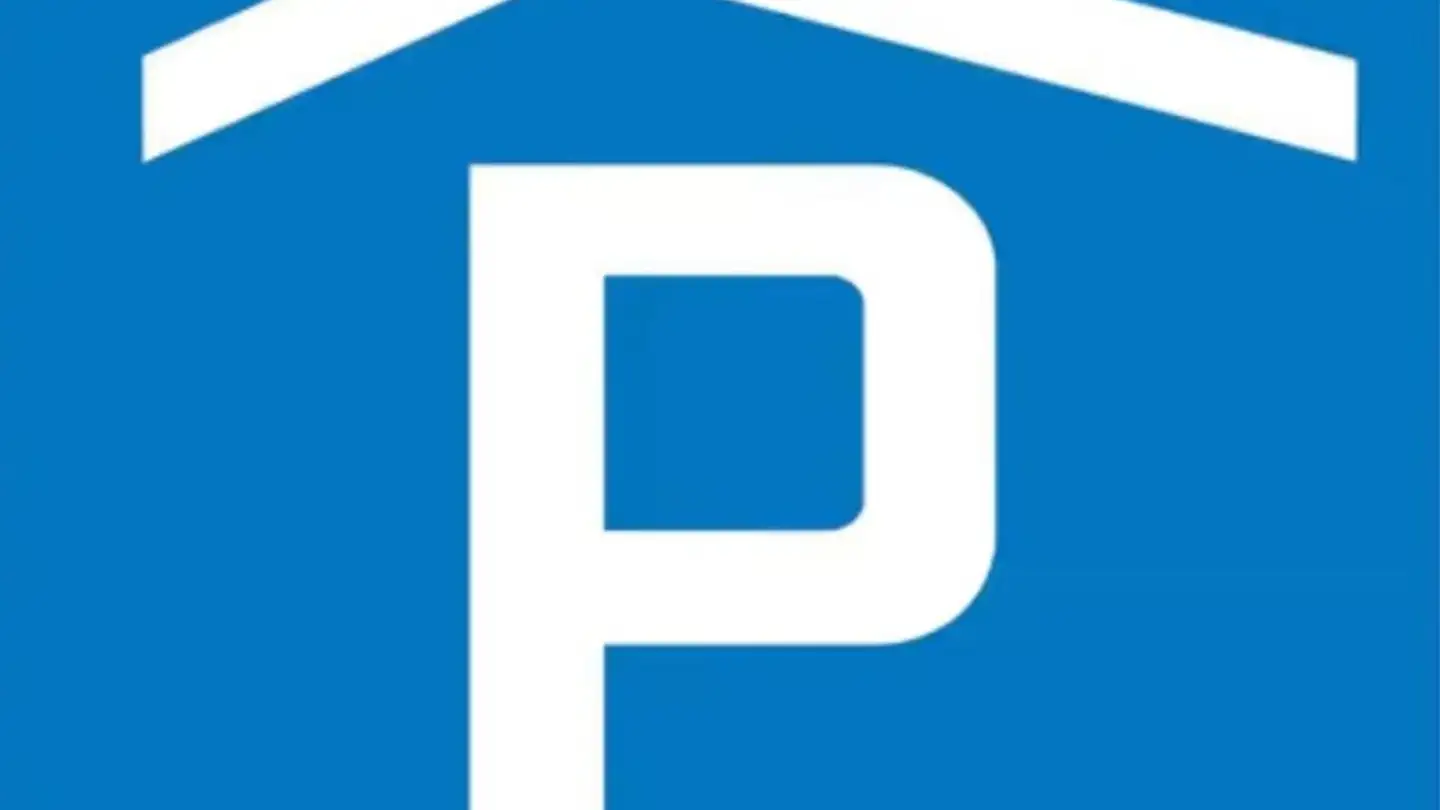 Tiefgaragenstellplatz mieten - Im Park 2, 8756 Mitlödi