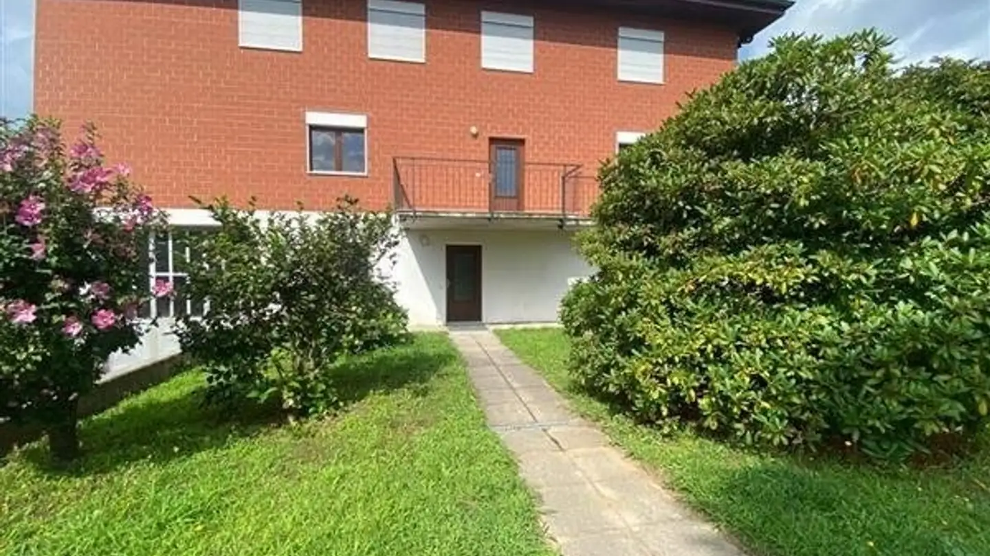 Apartment for rent - 6997 Sessa