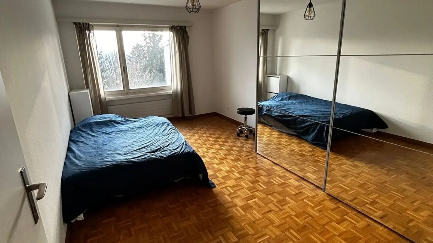 Chambre à louer - Bergellerstrasse 24, 8049 Zürich