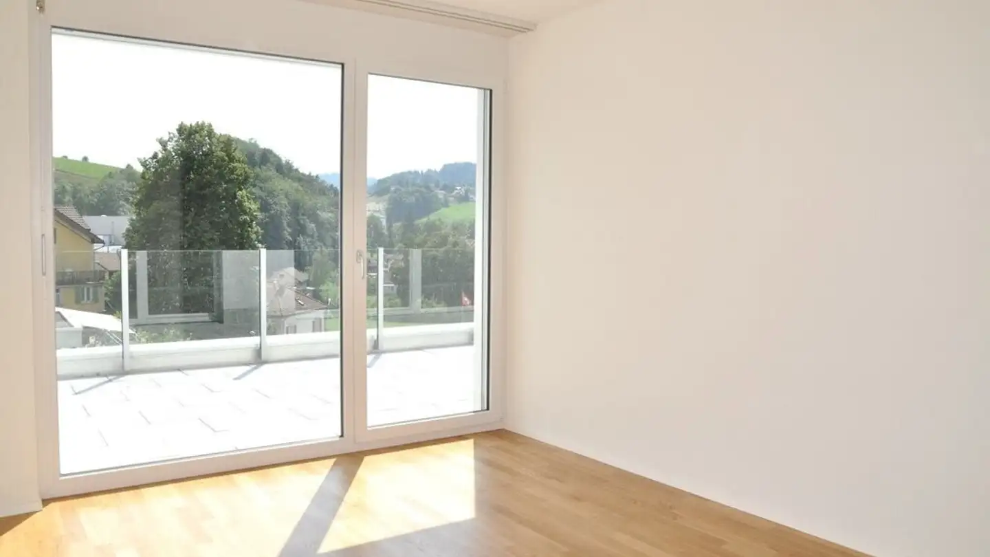 Attic flat for rent - Mühlestrasse, 9100 Herisau - Photo 4