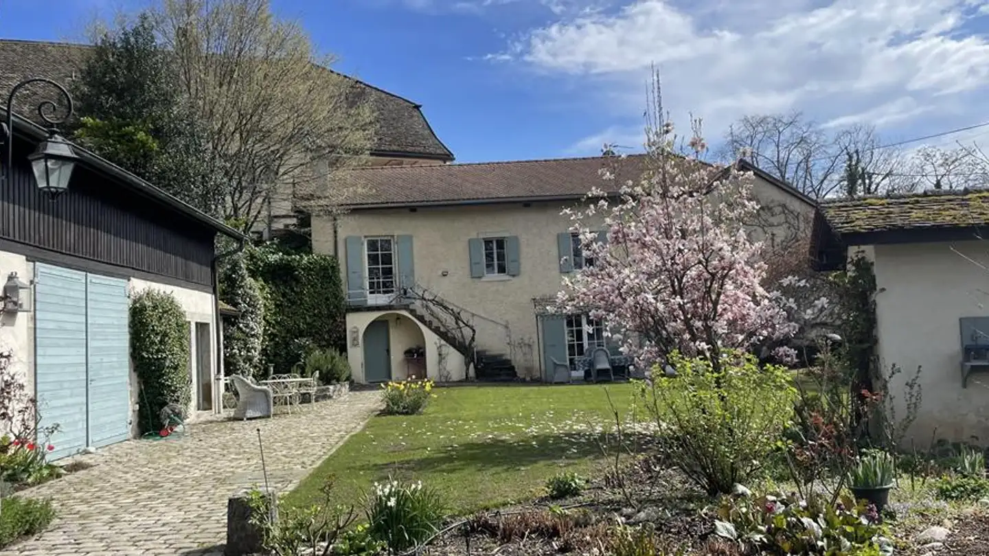 Single house for sale - 1243 Presinge