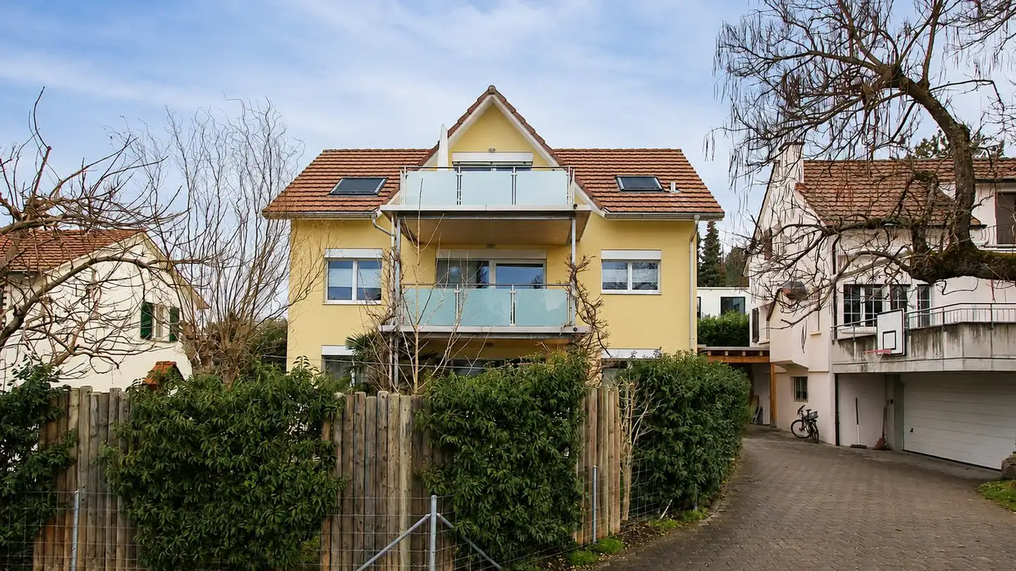 Residential building for sale - Dornhägliweg 15a, 4144 Arlesheim