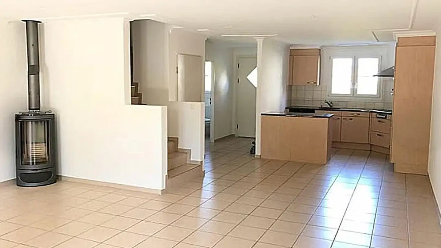 Row house for rent - 5242 Birr
