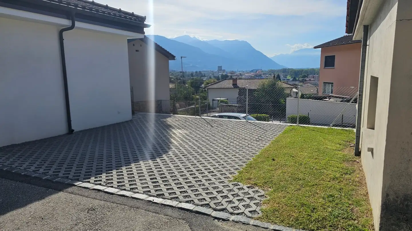 Apartment for rent - Via Pedevilla 50a, 6512 Giubiasco - Photo 2