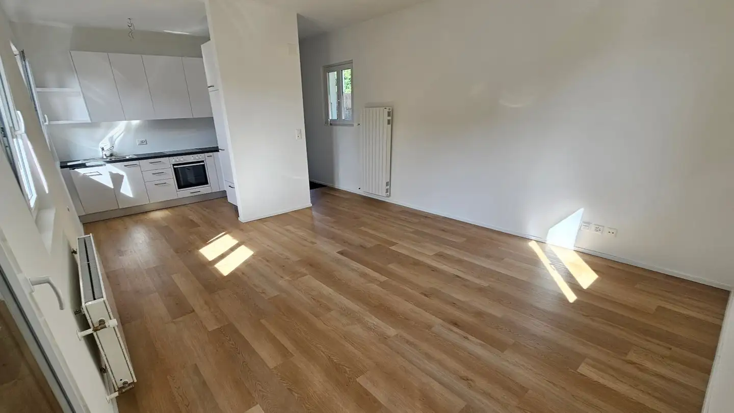 Apartment for rent - Via Pedevilla 50a, 6512 Giubiasco - Photo 4