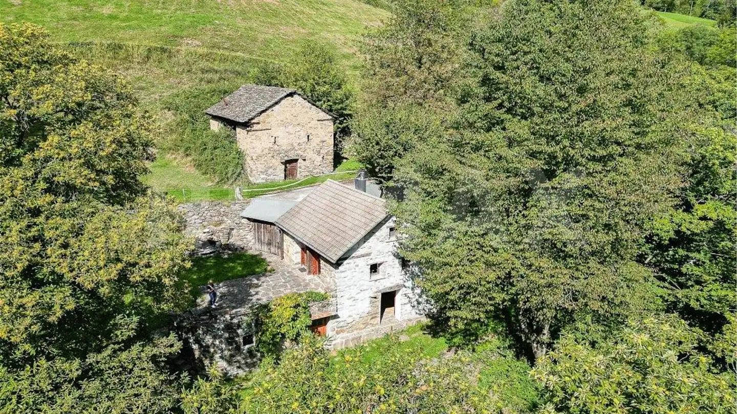 Casa singola in vendita - 6724 Largario - Foto 2