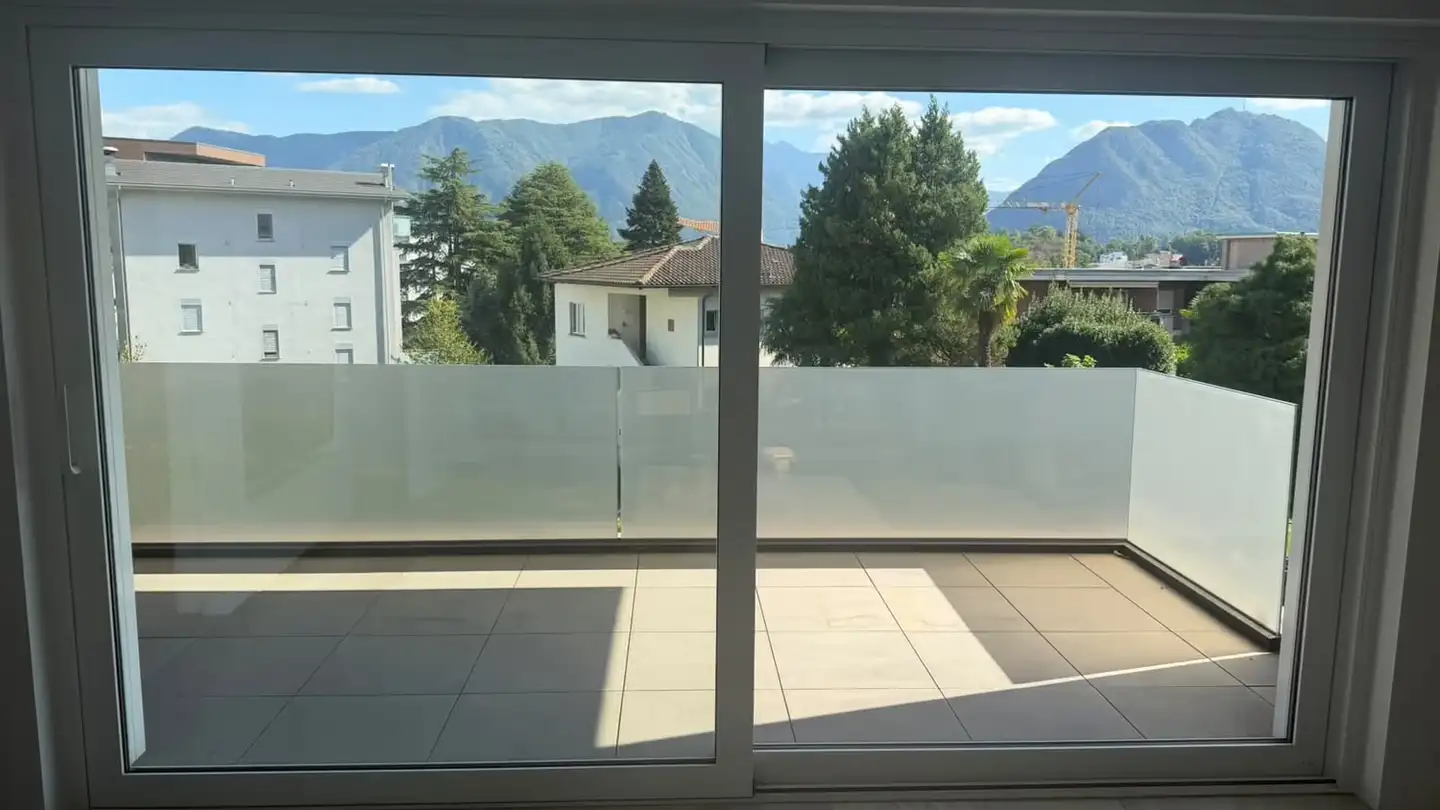 Apartment for rent - Via Dott. Giov. Polar. 9, 6932 Breganzona - Photo 3