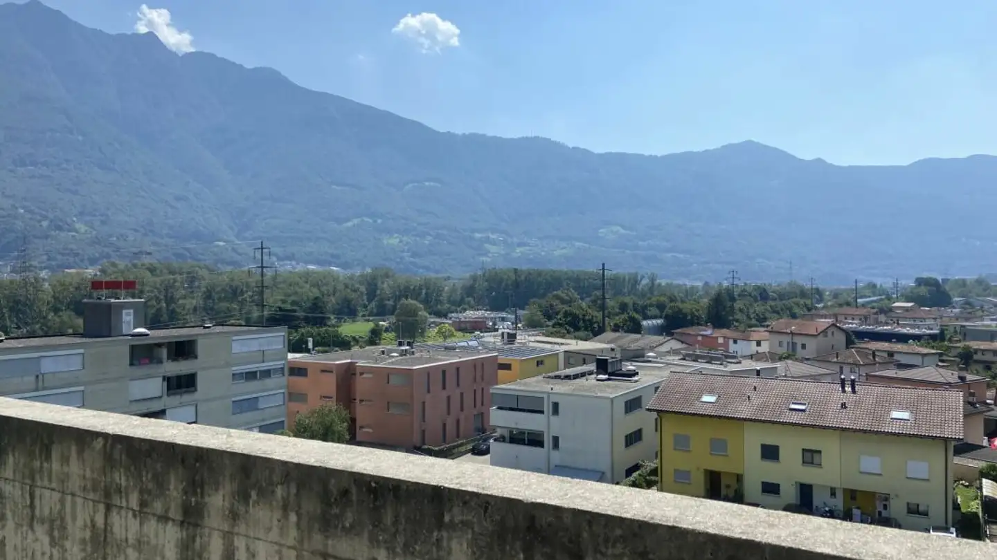 Wohnung mieten - I Mundásc 2a, 6513 Monte Carasso