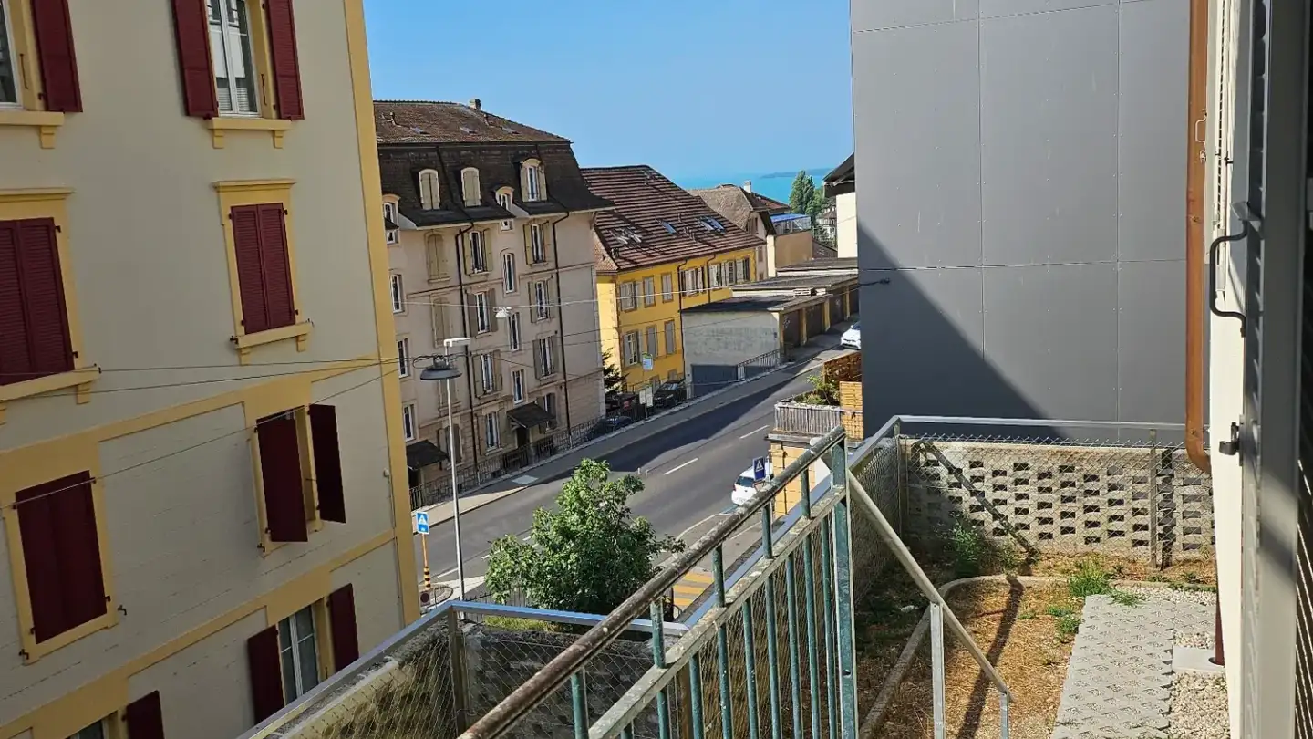 Appartement à louer - 2000 Neuchâtel - Photo 2