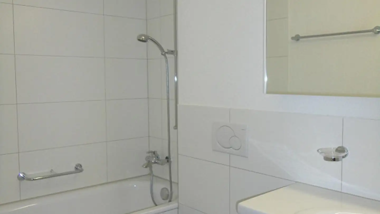 Wohnung mieten - Dorfstrasse 15, 8102 Oberengstringen - Foto 3