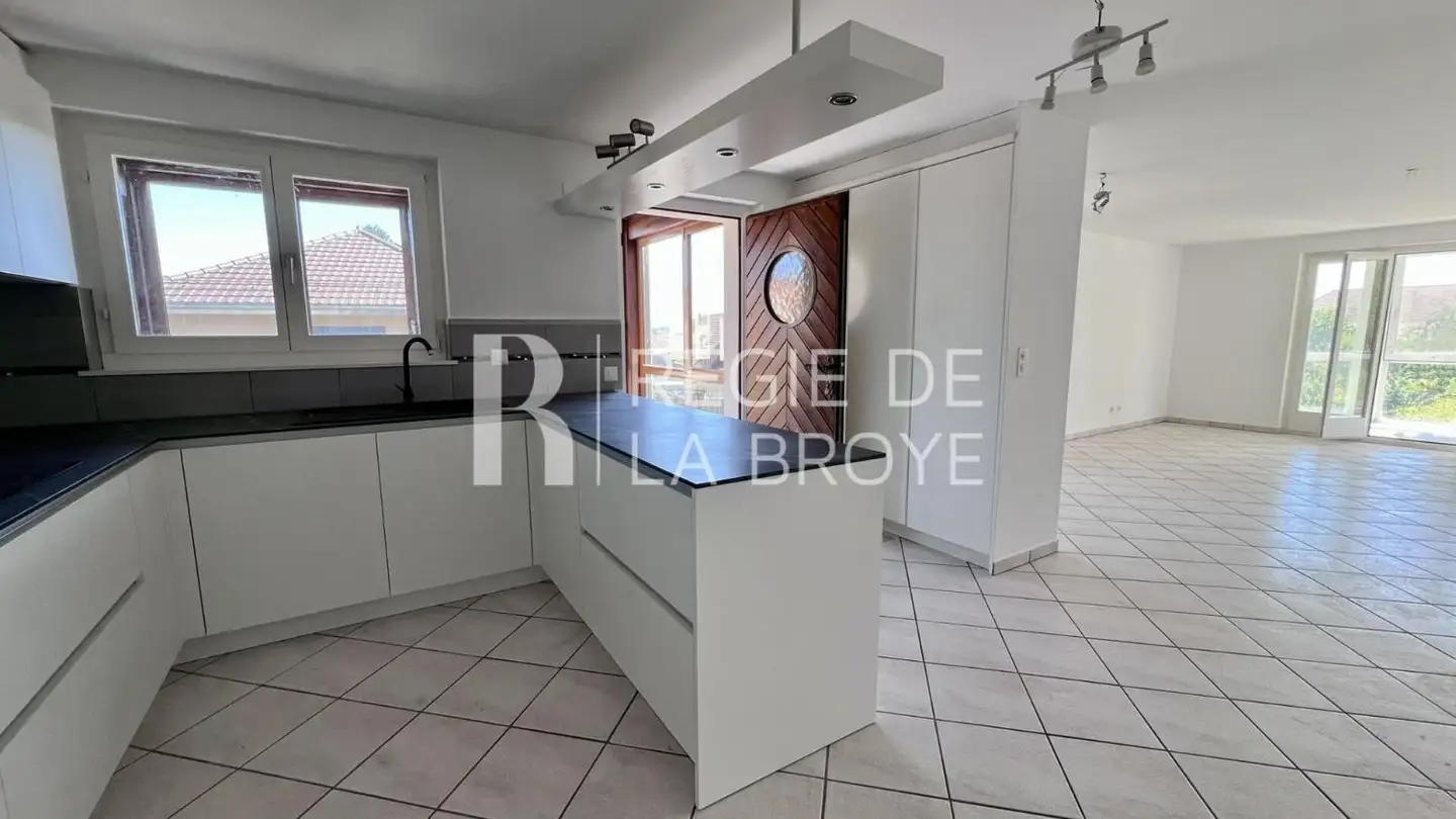 Apartment for rent - Route D'estavayer 14, 1537 Champtauroz - Photo 2