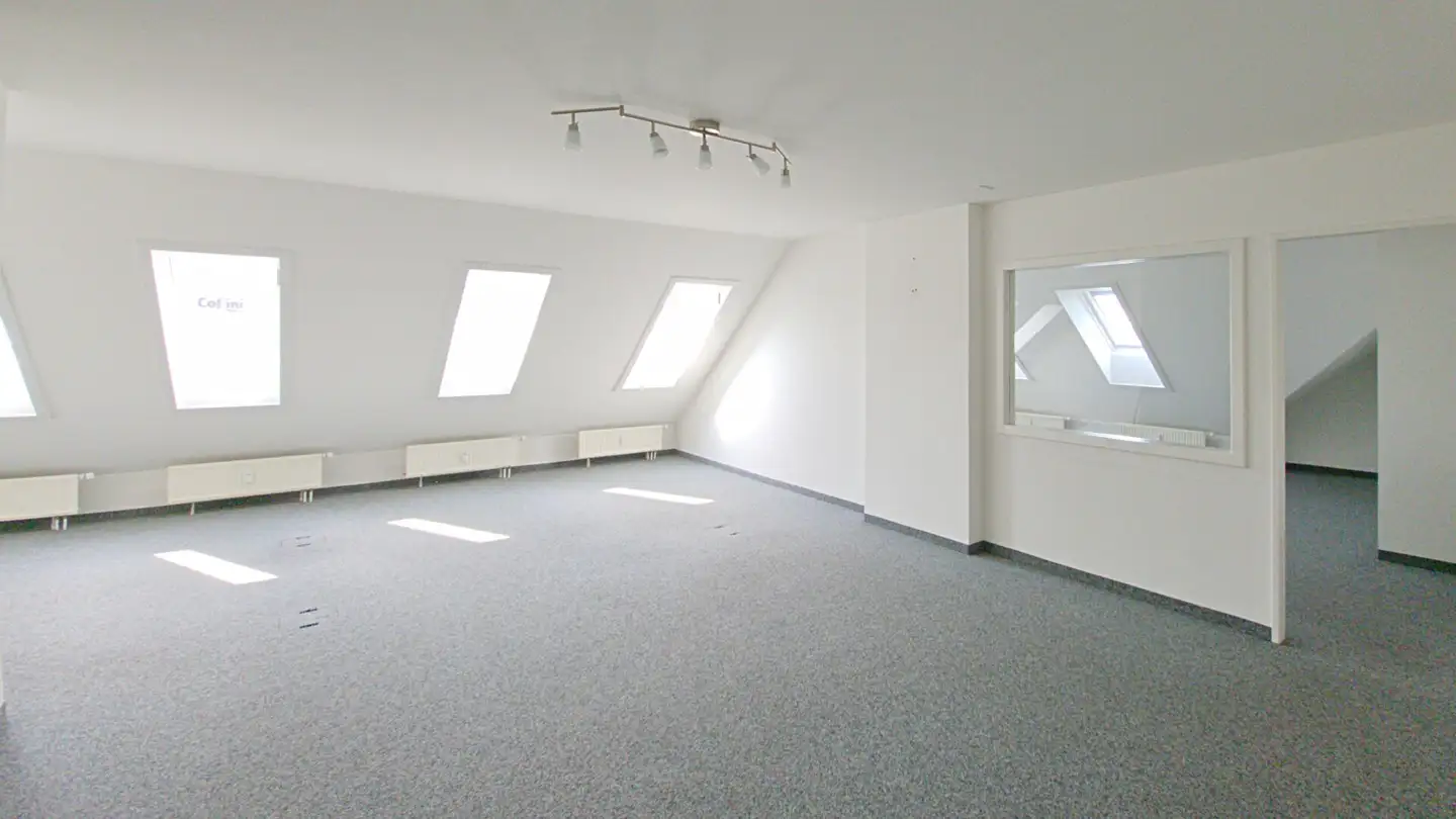 Bürofläche mieten - 8600 Dübendorf