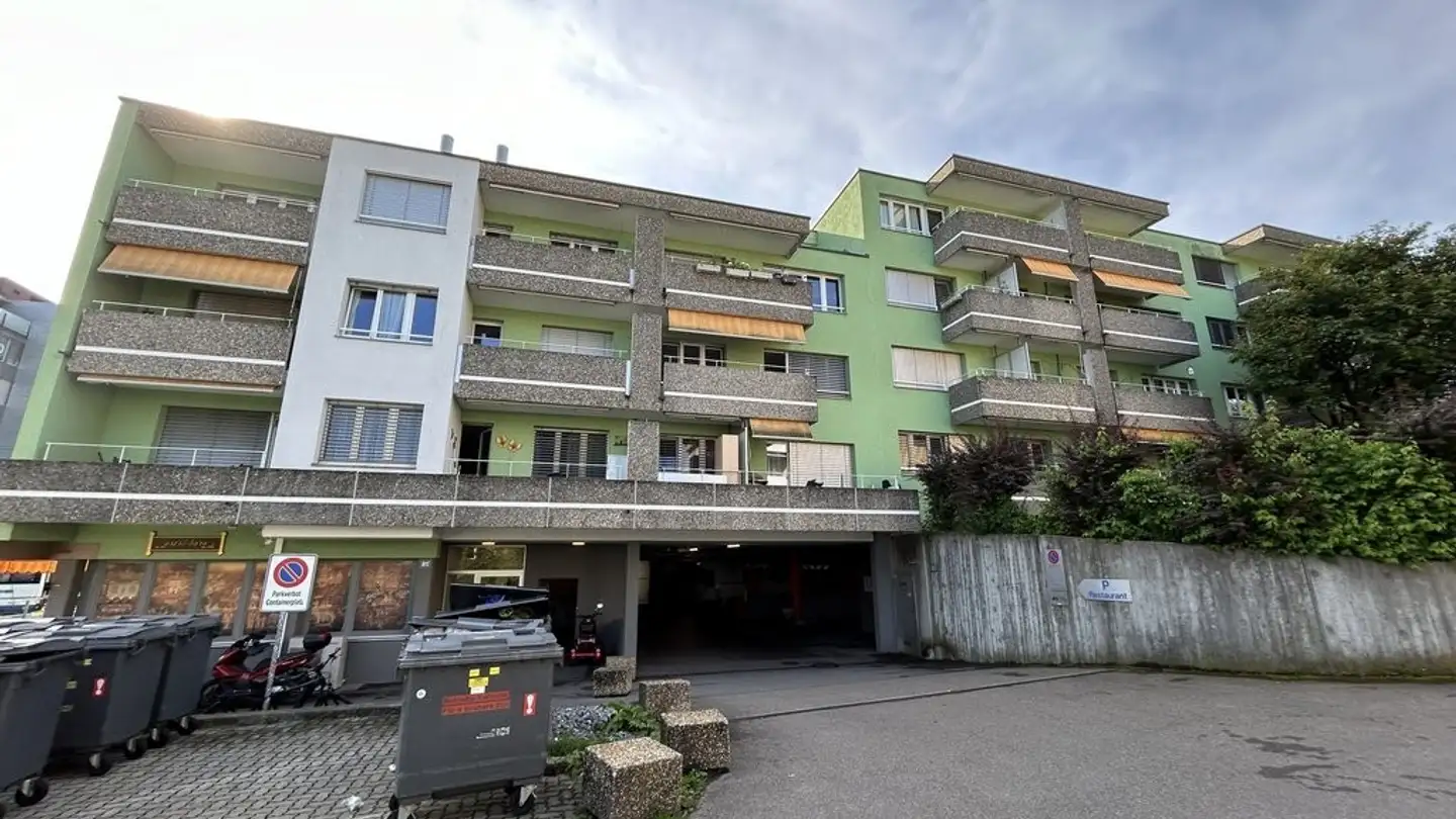 Garage singolo in affitto - Badenerstrasse 811, 8048 Zürich