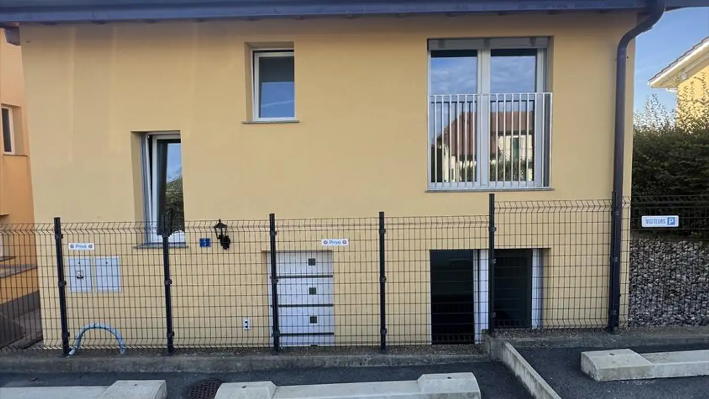 Casa a schiera in affitto - 1740 Neyruz FR - Photo 2