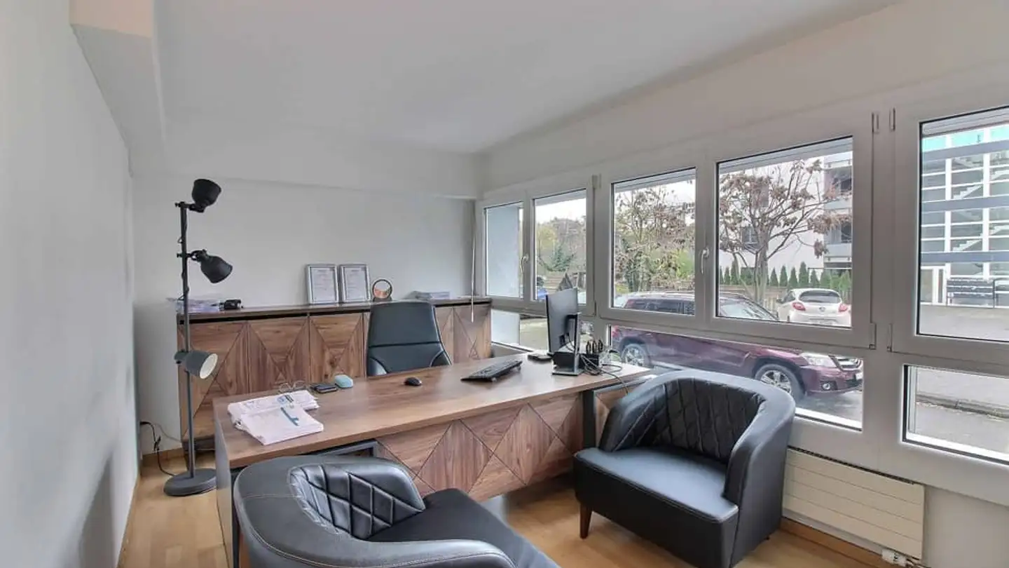 Commercial for rent - 1024 Ecublens VD - Photo 2