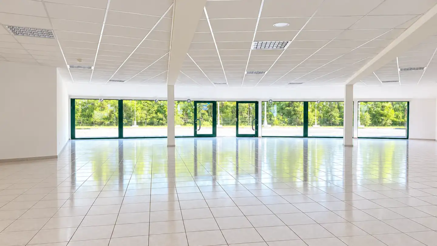 Shop for rent - Route De France 22, 2805 Soyhières