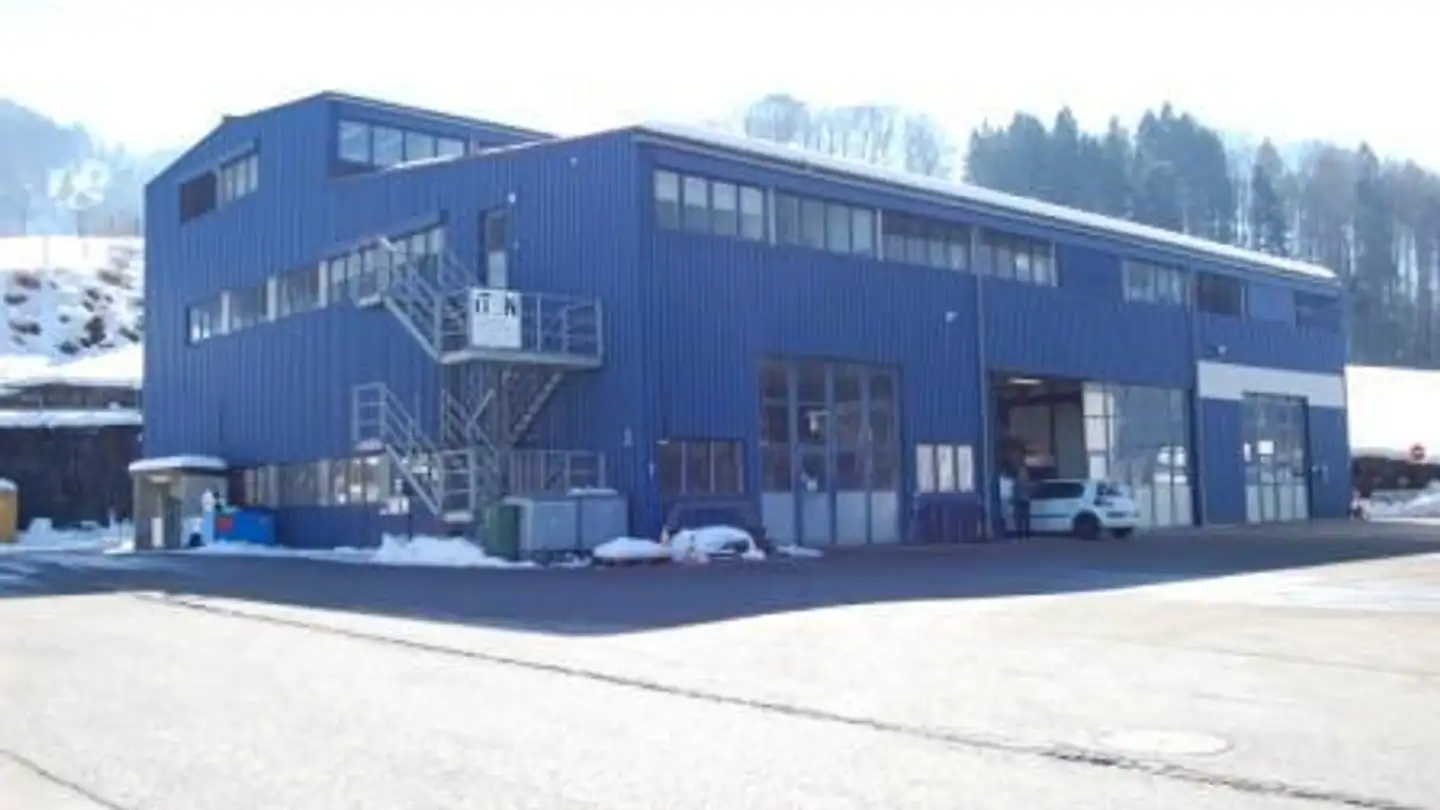 Wohnung mieten - Gewerbezone 3c, 6315 Morgarten