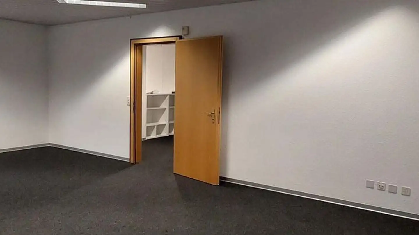 Spazio ufficio in affitto - Bahnhofstrasse 4, 3900 Brig - Photo 3