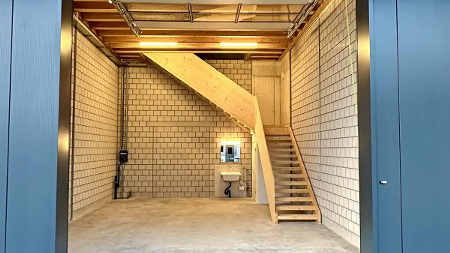 Commercial à louer - Kreuzfeldweg 24a, 3373 Röthenbach Herzogenbuchsee - Photo 2