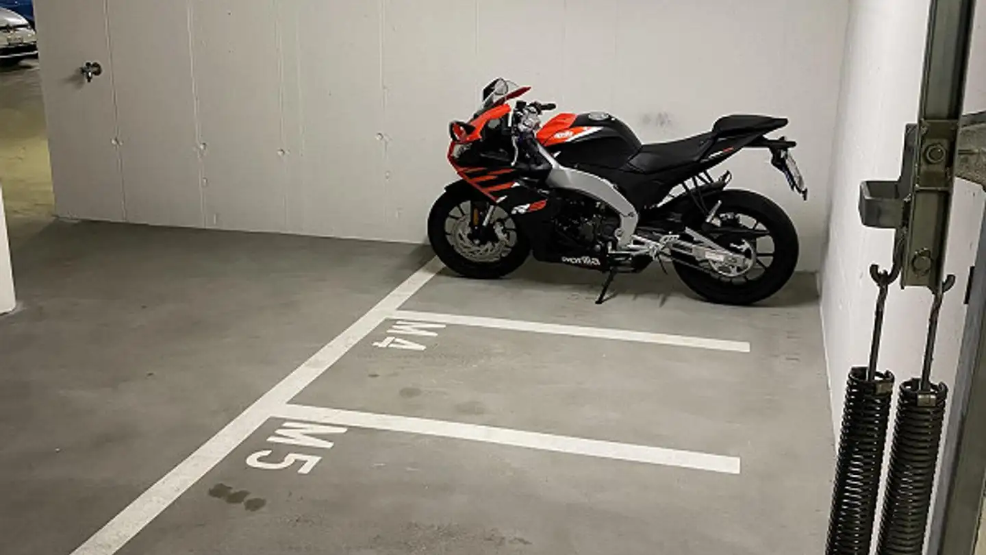 Place de parking souterraine à louer - Dammstrasse 2, 9532 Rickenbach b. Wil - Photo 3