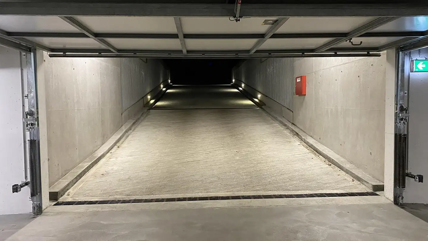 Place de parking souterraine à louer - Dammstrasse 2, 9532 Rickenbach b. Wil - Photo 4