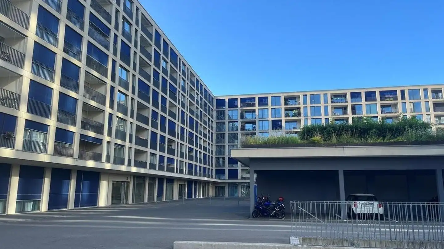 Tiefgaragenstellplatz mieten - Hagenholzstrasse, 8302 Kloten