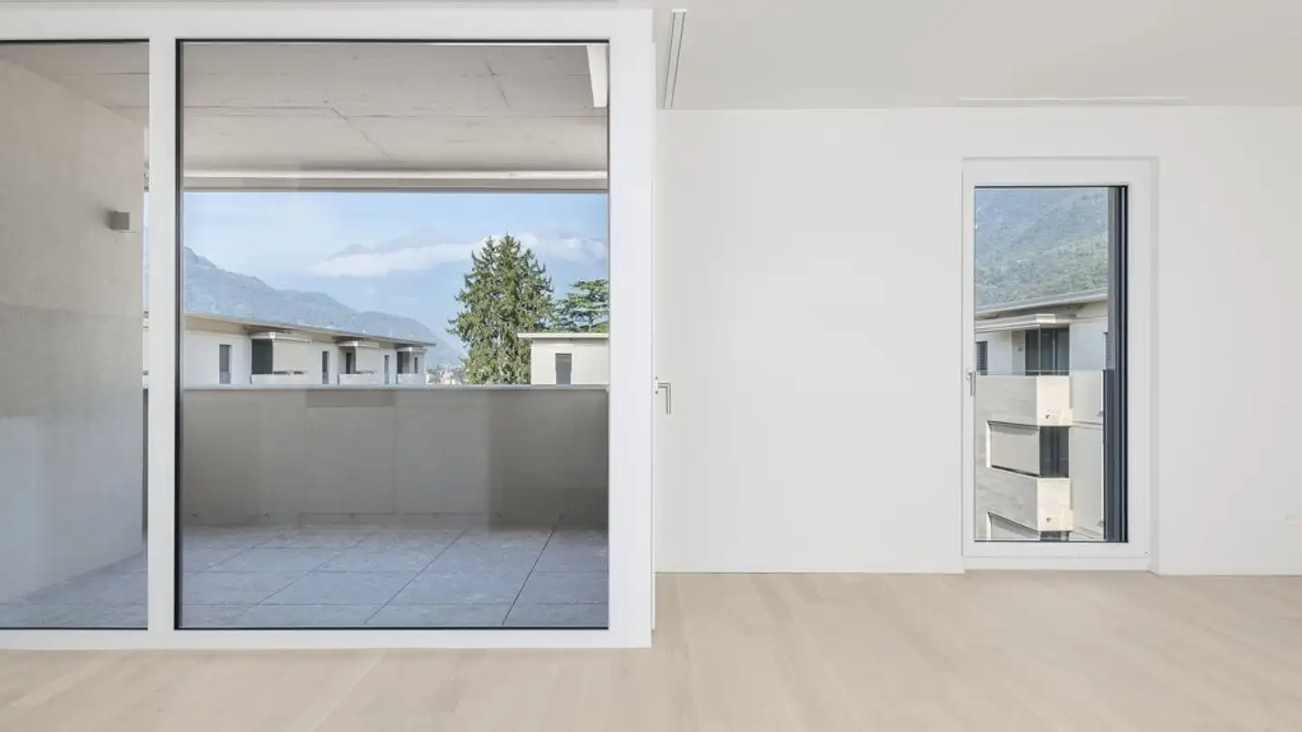 Apartment for rent - Viale Camillo Olgiati 5, 6512 Giubiasco - Photo 2