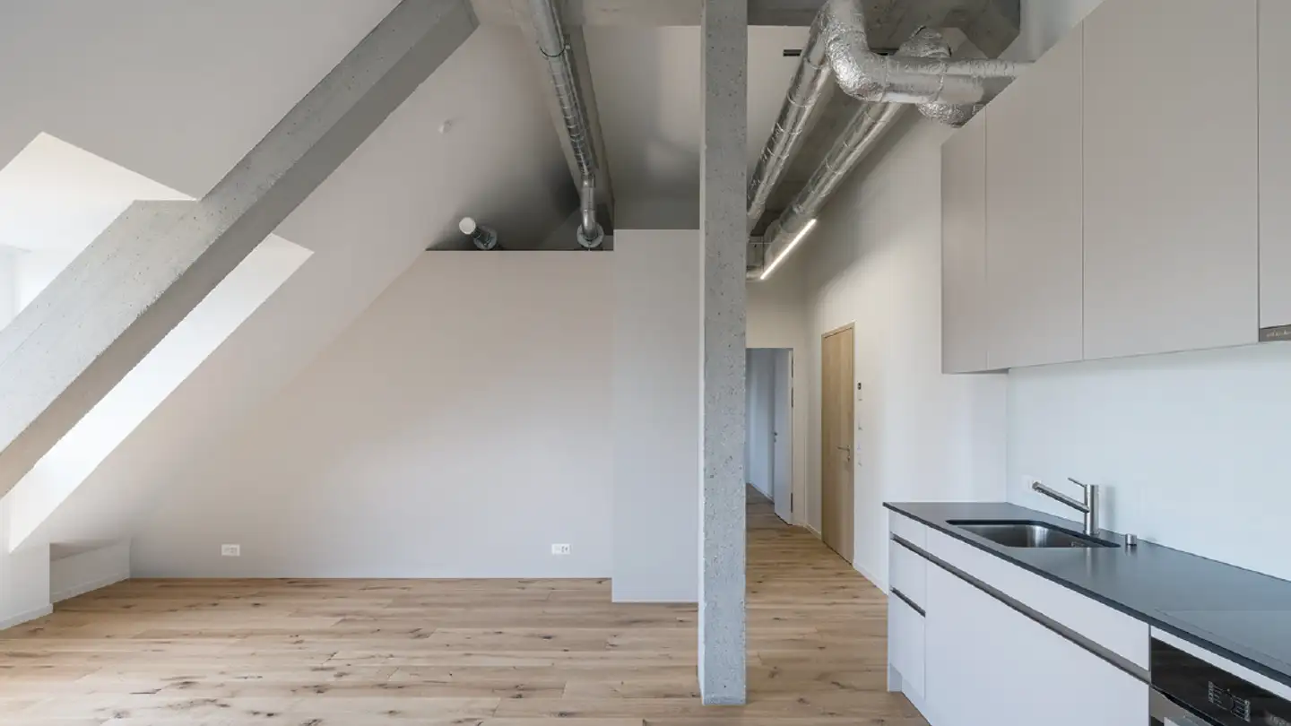 Dachgeschosswohnung mieten - Bahnhofstrasse 23, 4125 Riehen