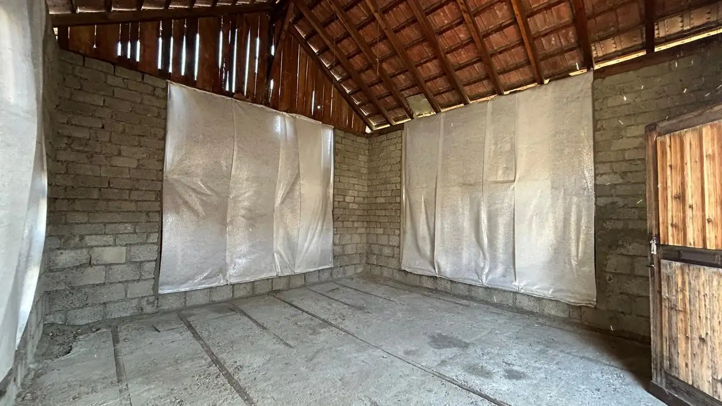 Storage space for rent - Chemin Des Tsans De La Lé 5, 3968 Veyras