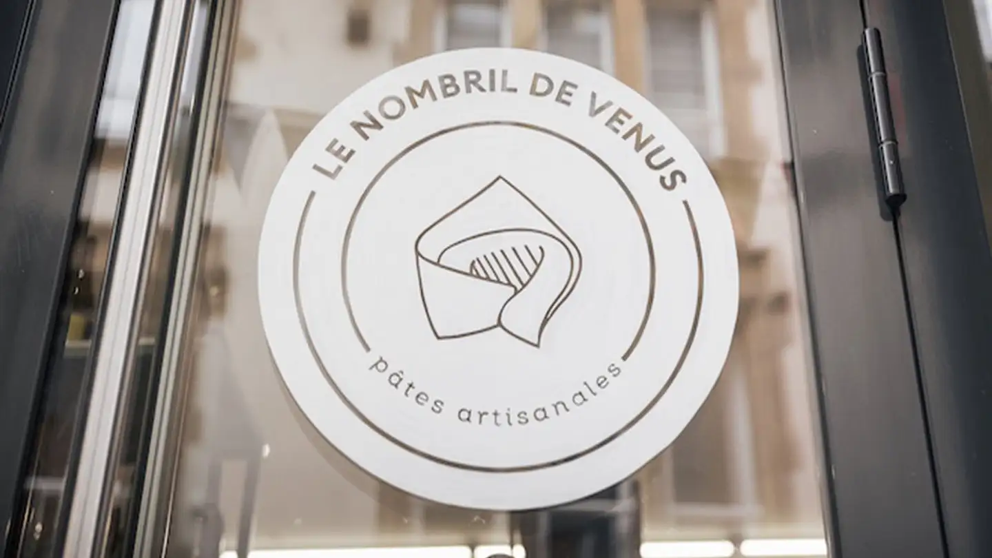 Restaurant for rent - Rue Des Chavannes 5, 2000 Neuchâtel - Photo 3