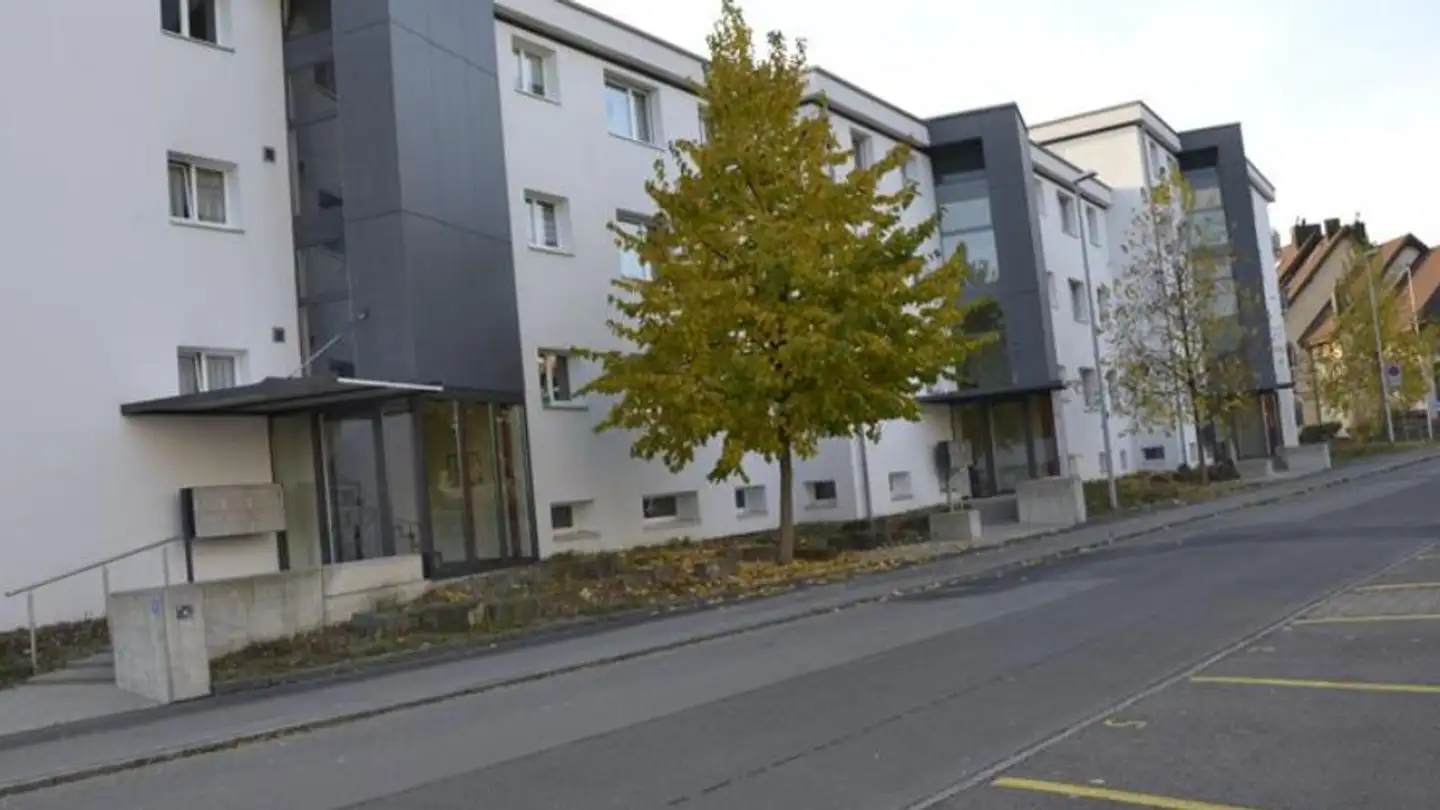 Tiefgaragenstellplatz mieten - Gubelstrasse 2, 6340 Baar