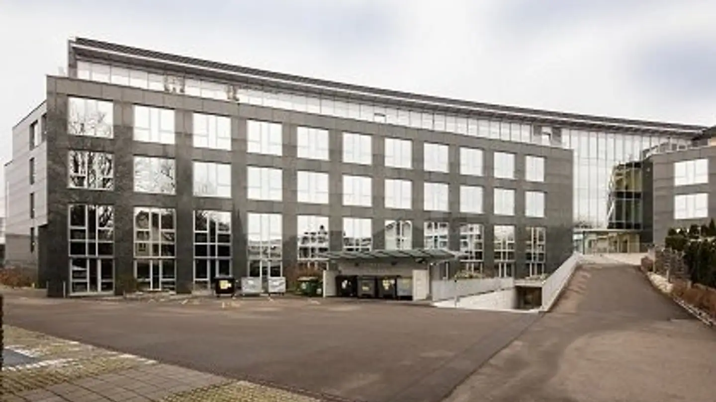 Outdoor parking space for rent - Lindenstrasse 23, 8302 Kloten