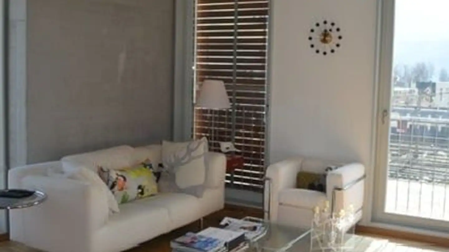 Apartment for rent - Tiefenaustrasse 1, 8640 Rapperswil SG - Photo 2