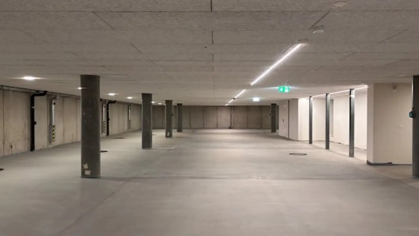 Parcheggio sotterraneo in affitto - Via Lugia 70, 6914 Carona