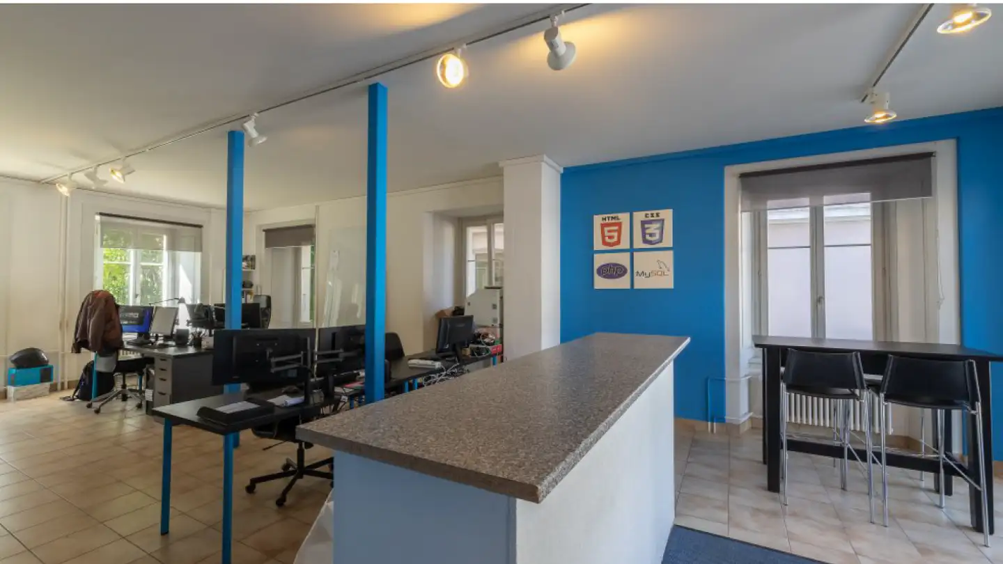 Commercial à louer - Rue Du Progrès 37, 2400 Le Locle